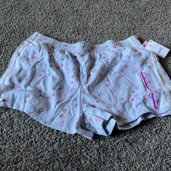 Sanrio Pants - Cinnamon Roll By Sanrio Womens Shorts Size XXL